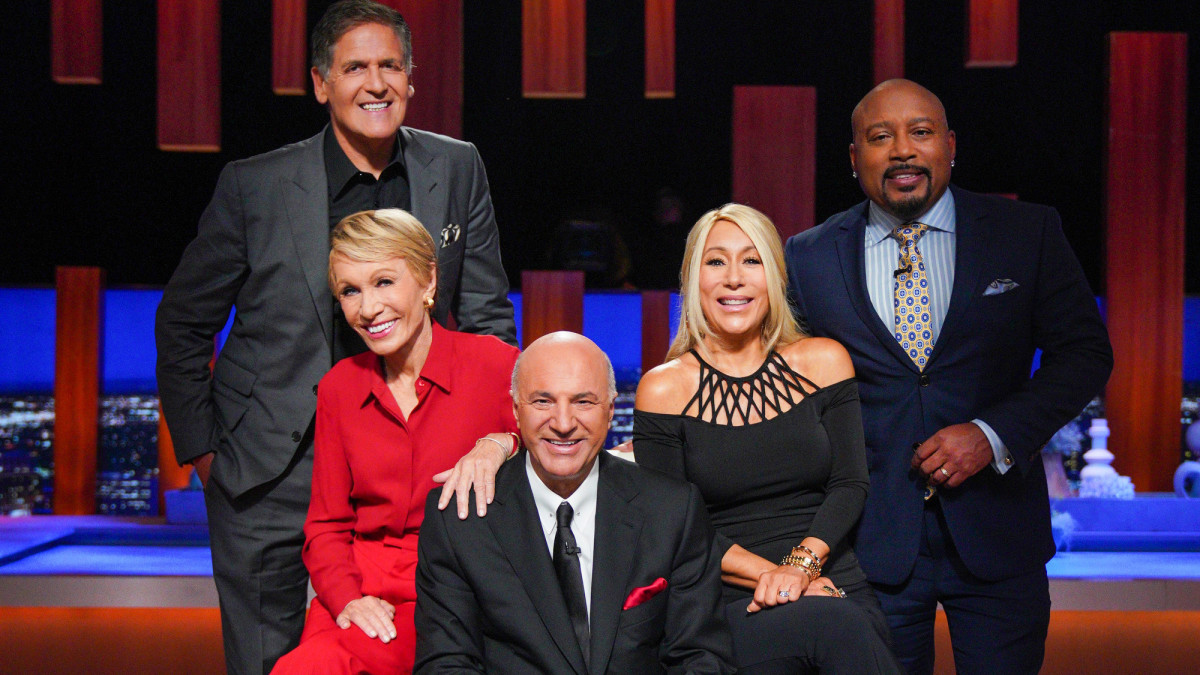 shark tank cast hosts