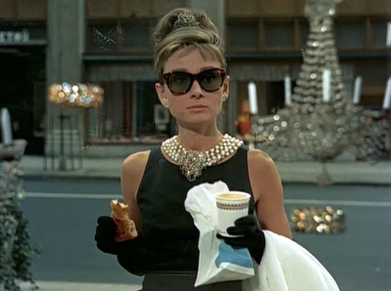 audrey hepburn breakfast at tiffanys quiz in b